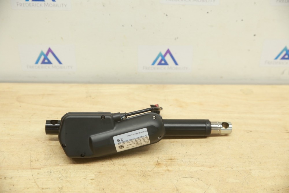 *TESTED* Permobil Legrest Footrest Actuator Motor 281698-02 614801 F3 M3 M5