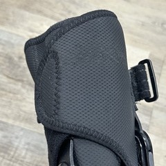 Breg CrossRunner Soft Wraparound Knee Brace – Medium