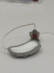 Right-Unit-Kirkland Signiture K.S 9.0 RIC Silver With Batteries