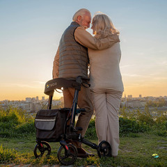 Lightweight Foldable Rollator with Seat & 360° Swivel Wheels for Seniors