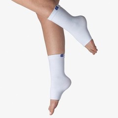NANOSOCKS OT COMPRESSION CREW/ANKLE SOCKS WHITE SZ 1 (SHOE SZ 3-5) 2 PAIRS NEW