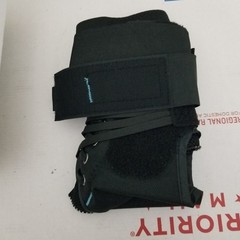 Ossur FormFit Ankle Brace w/ Speedlace Small