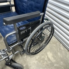Invacare topaz 9000 700 pounds capacity folding wheelchair 30″ seat
