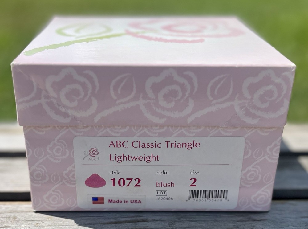 ABC Classic Triangle Lightweight Breast Form Size 2 1072 Made in USA with Case
