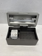 Dry & Store Global Hearing Aid Dehumidifier Model TRG-AA – Tested Turns On Mint