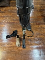 Trulife Above Knee Prosthetic Right Leg Size 26 AAA200 IC60 Triton Ottobock USA