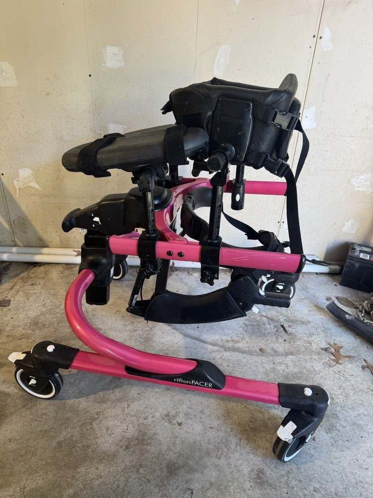 Rifton Pacer MEDIUM Gait Trainer 150lb. weight limit, Great condition