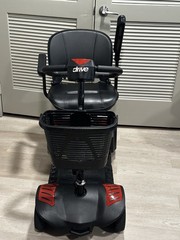 SLIGHTLY USED Drive Scout LT-4 Wheel Scooter 300 lb Capacity 9 Mile Range Black