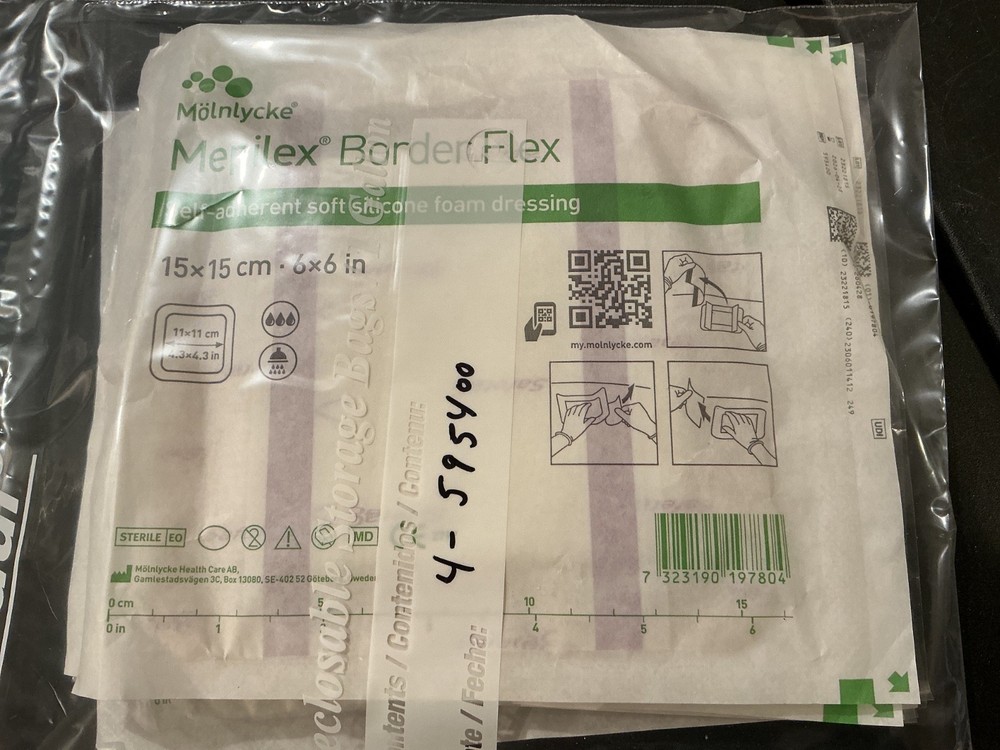 4 Molnlycke Mepilex 595400 Self Adherent Soft Silicone Foam Dressing 15cm x 15cm