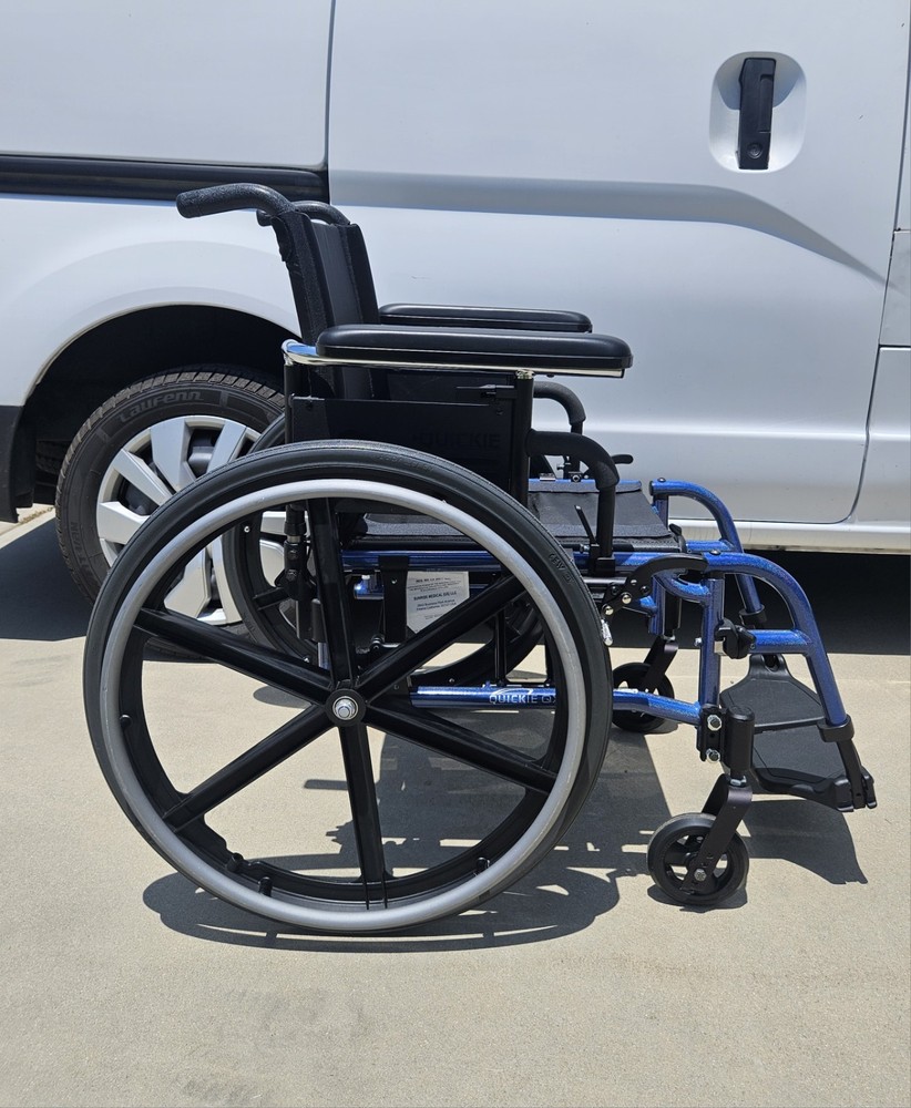 NEW – QUICKIE QXI folding WHEELCHAIR 16″ X 16″ Used 16″x16″ Transit