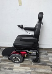PRIDE JAZZY 1450 POWERCHAIR , ALL TERRAIN TIRES . PRISTINE . 600 LBS CAPACITY.