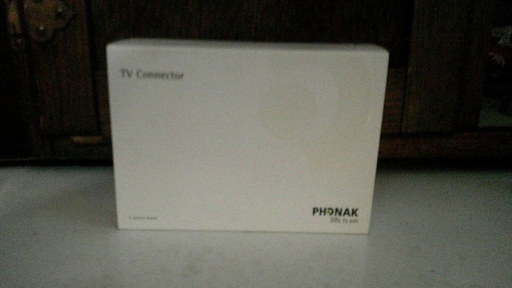 Phonak TV Connector V2 Wirelessly Stream Audio Directly to Hearing Aids – NEW