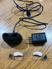 TruHearing Hearing Aids TH Advanced 7 RIC LI Bluetooth Bundle Left & Right
