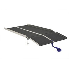 67″ L x 30″ W – Silver Spring Aluminum Patio Track Ramp
