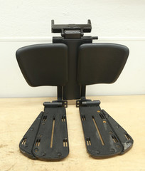 Quantum TB3 MANUAL Elevating Legrest for Power Chairs MEC166037 MEC163611 Edge 3