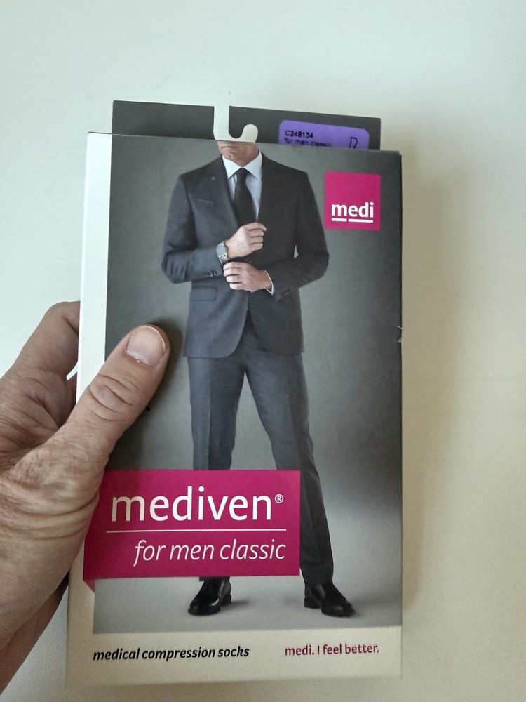 Mediven Men Classic 30-40 IV Compression Socks Calf Closed Toe Tan NEW