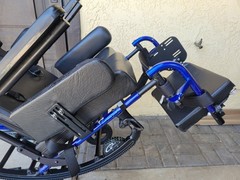 Quickie Iris Recline Tilt in Space Wheelchair 17″ x 16″ Or 15″ ? Used 17″x16″