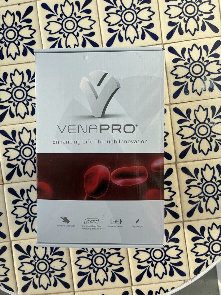 New VenaPro 08-0035 Dual Leg Compression System Pair Wraps Charger Portable