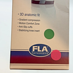 FLA Orthopedics ProLite Motion Comfort 3D Knee Support White XX Small Anti Slip