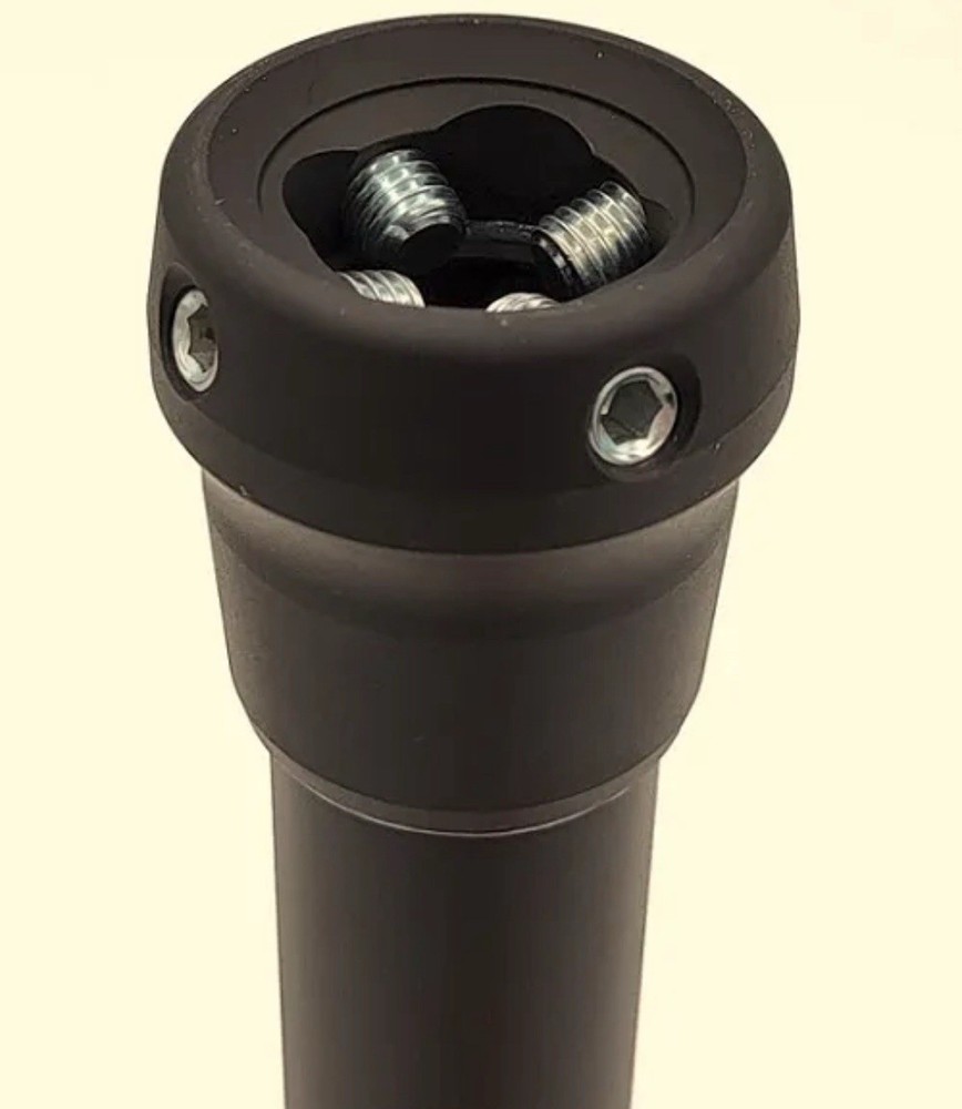 Bulldog 16in Bonded Pylon with Aluminum Adapter Black
