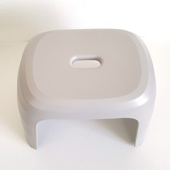 Reliable Sturdy Rectangular Curved Shower Anti-slip Chair Stool Leave in Bathtub