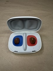 Signia Hearing Aids Insio C&G 3AX W/Case Ships Fast!