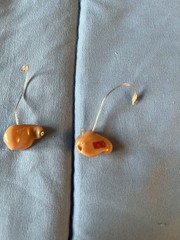 Phonak 205 306 P In-Canal Hearing Aid Left and Right w/Pouch