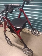 Zler Red/Black 4-Wheel Rollator Walker with Seat and Handbrakes for Adults